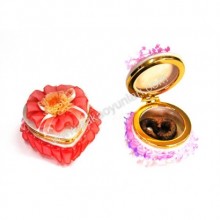 ŞAKA ÜRÜNÜ HEDİYE KUTUSUNDA KAKA