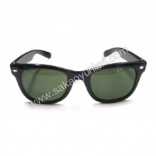 PARTİ SİYAH ÇERÇEVELİ GÖZLÜK