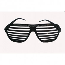 PARTİ KÖŞELİ PANJURLU GÖZLÜK