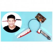 Kafaya Geçen Kanlı Bıçak Taç