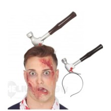 Plastik Kafaya Geçen Çekiç